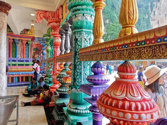 The pillars are painted with bright colorful color.