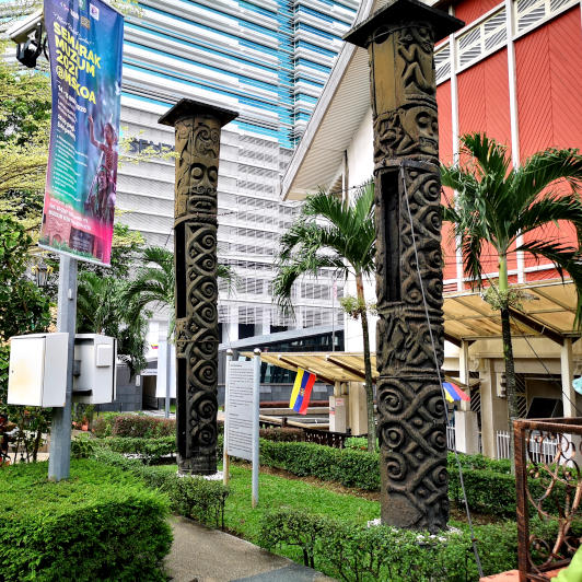 burial poles at National Museum of Malaysia