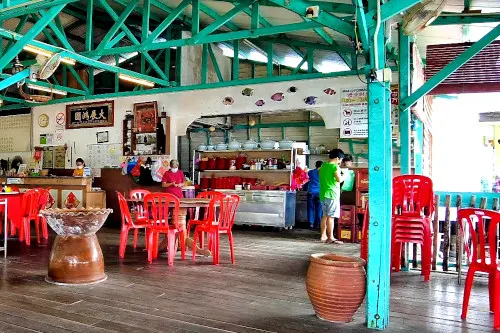 seafood restaurant Kuala Sungai