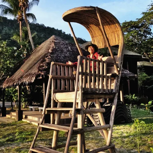 life guard chair at taaras beach