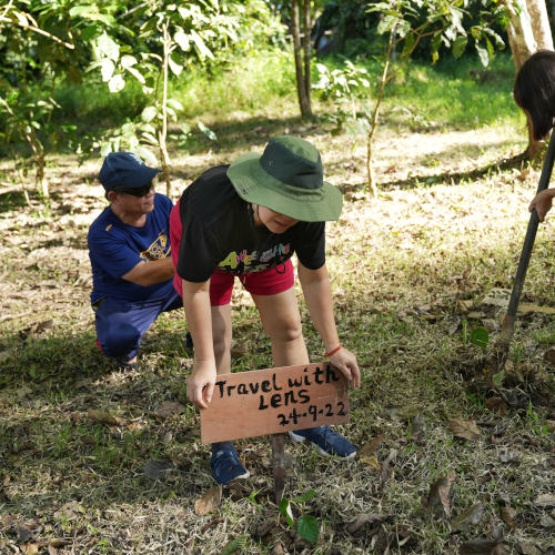 Bilit Adventure Lodge (28)s tree planting