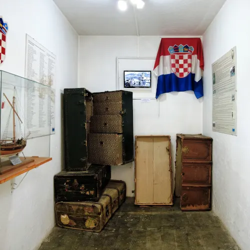 Prison museum display