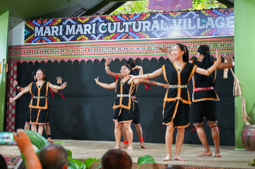  Cultural dance performance