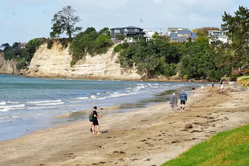 Browns Bay Beach (16)-01s