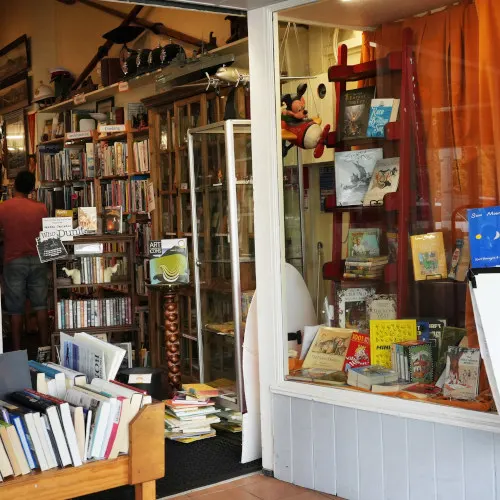 Bookmark bookstore