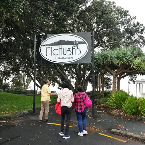 things to do in Devonport, Cheltenham Beach