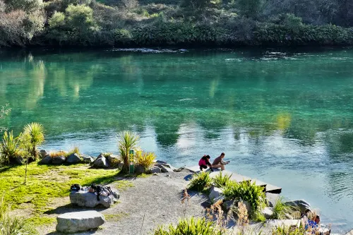 Huka Falls Walkway