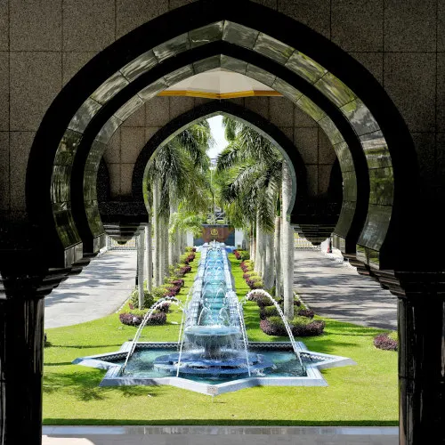 Jame' Asr Hassanil Bolkiah Mosque