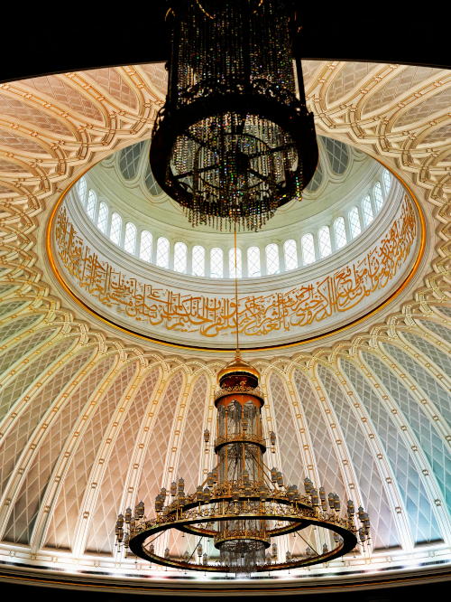 Jame' Asr Hassanil Bolkiah Mosque,best places to visit in Brunei