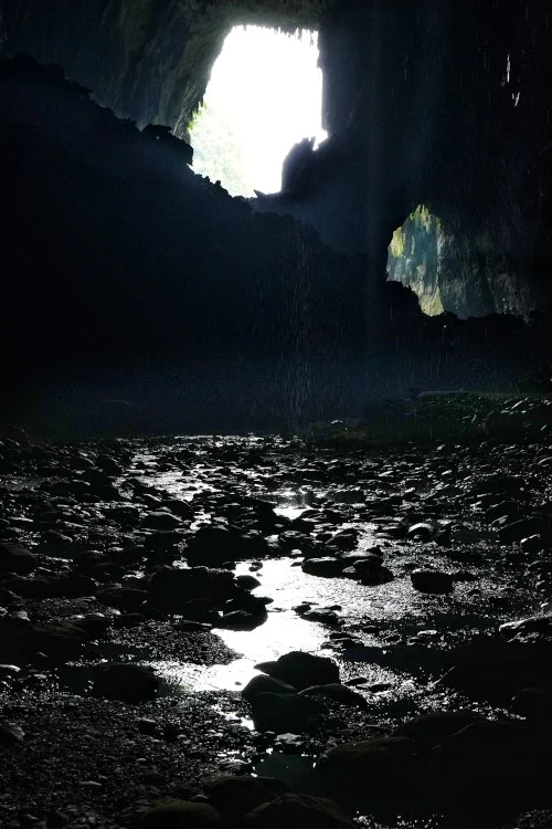 Deer Cave