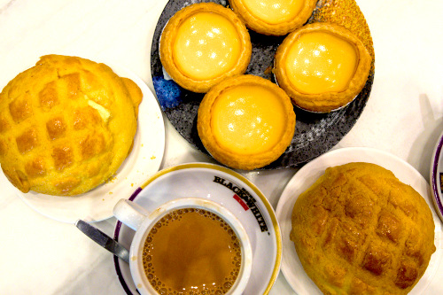 Pineapple bun 菠萝包,, hong kong food