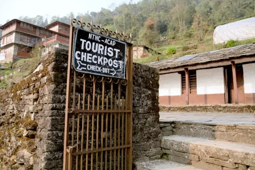 Chomrong tourist checkpoint