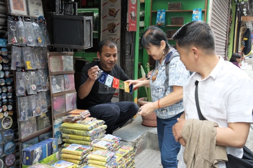 Last-minute purchase at Pokhara or Kathmandu 