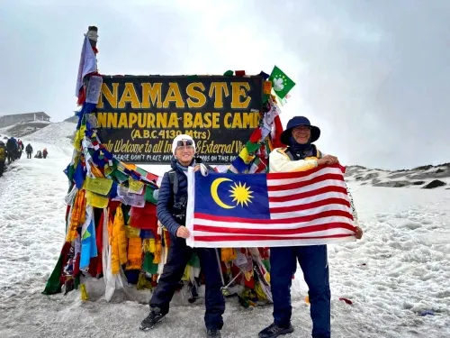 Annapurna Base Camp, the famous signhoard
