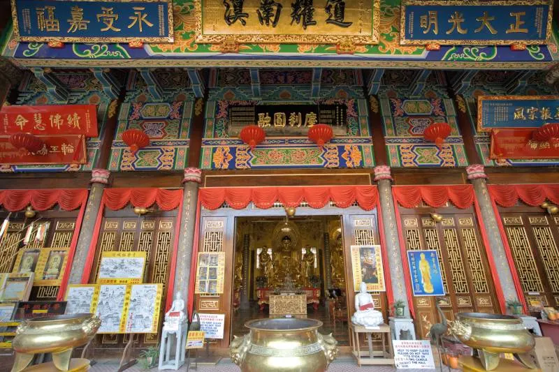 The main prayer Hall of Kek Lok See Temple