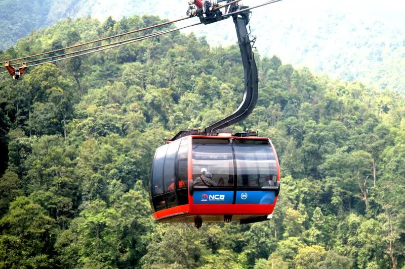 Fansipan cable car