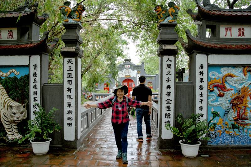 Hoan Kiem Lake , Ngoc Son Temple 