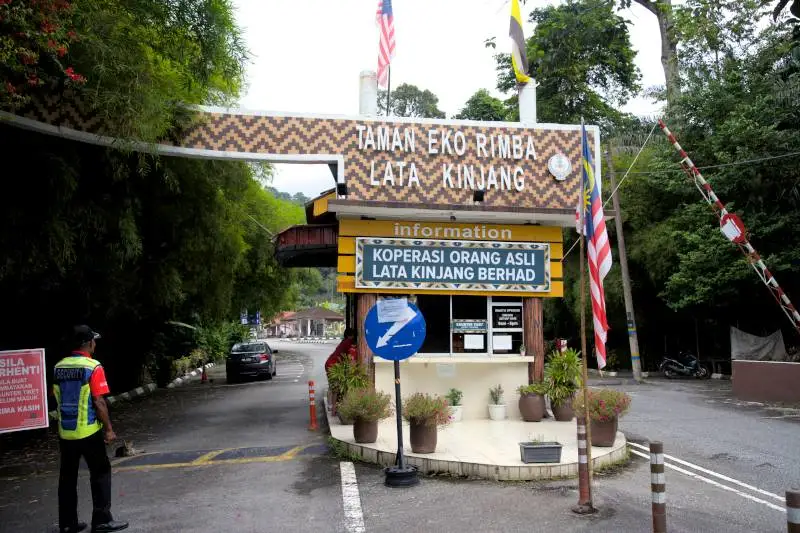 Lata Kinjang Waterfall, places to visit in Kampar