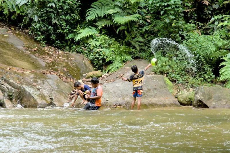 Lata Kinjang Waterfall, places to visit in Kampar