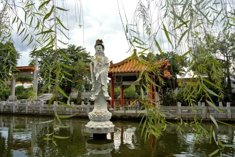 Perak Cave Temple 霹雳洞