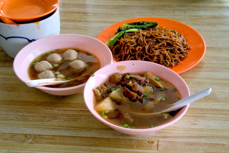 金宝36档小贩中心 (Kampar 36 stalls Hawker Center), Food in Kampar