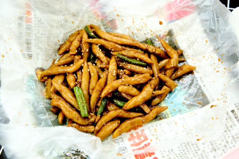 搓粉仔 (Kampar Market)