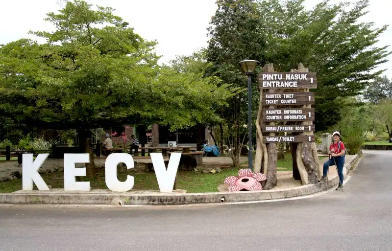 Kenyir Elephant Conservation Village (KECV)
