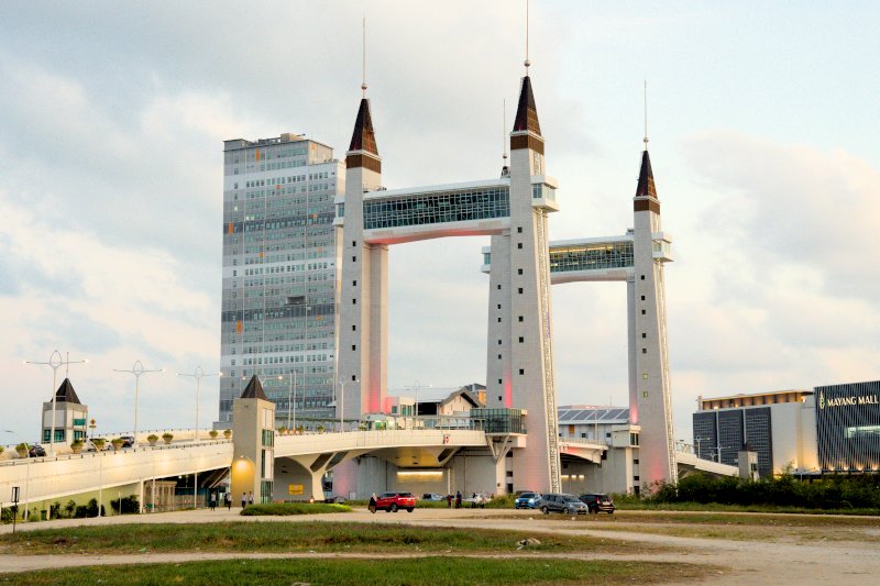 Jambatan Angkat Kuala Terengganu