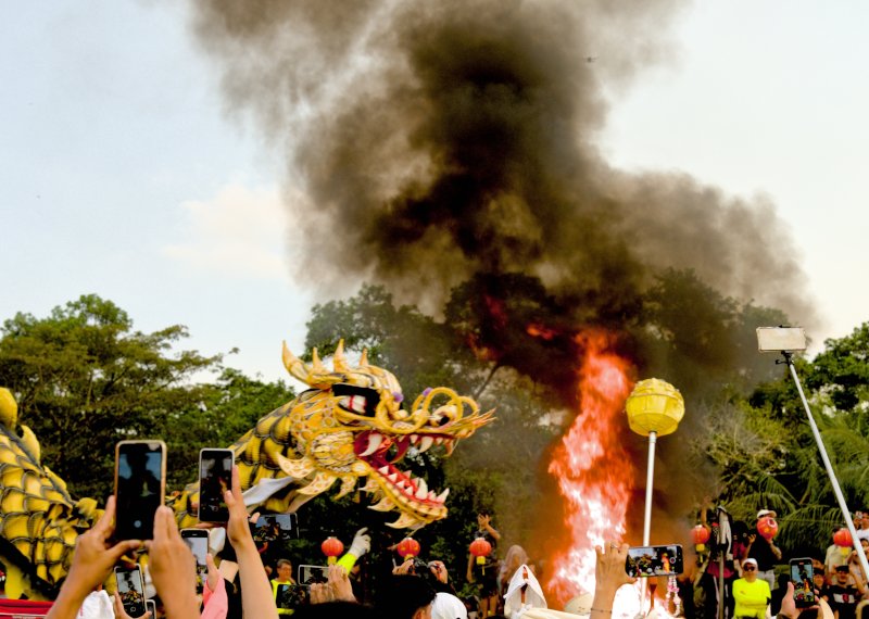 Bakar Naga Ritual