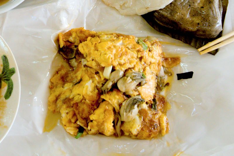 Fried Oyster with Egg