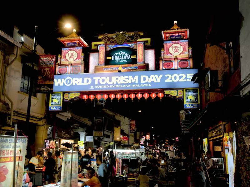 What to See in Melaka? Jonker street