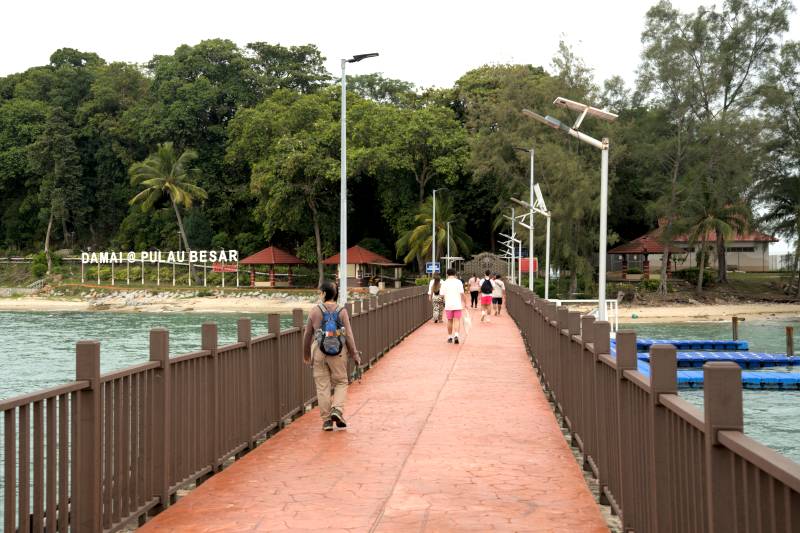 St. Paul’s Church, pulau besar