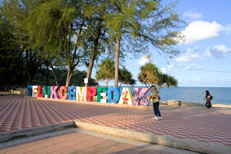 Pantai Cempedak