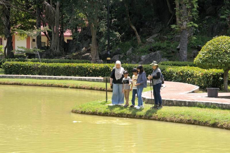 Kota Kayang Museum, fish pond