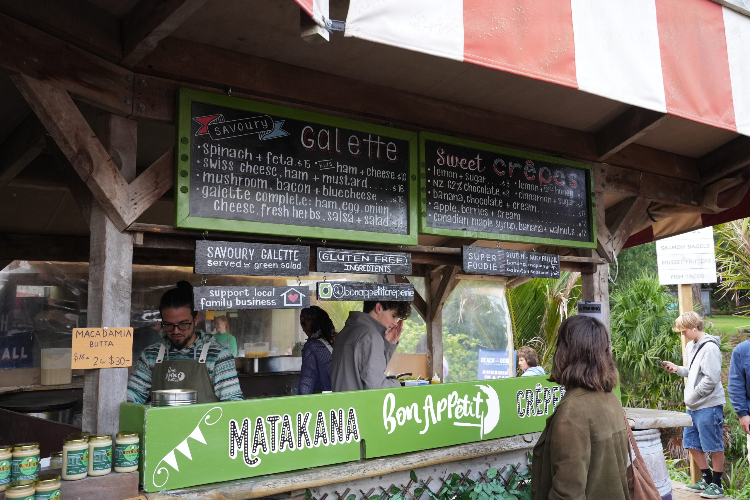 Matakana Village Farmers’ Market , Top North Island NZ Attractions