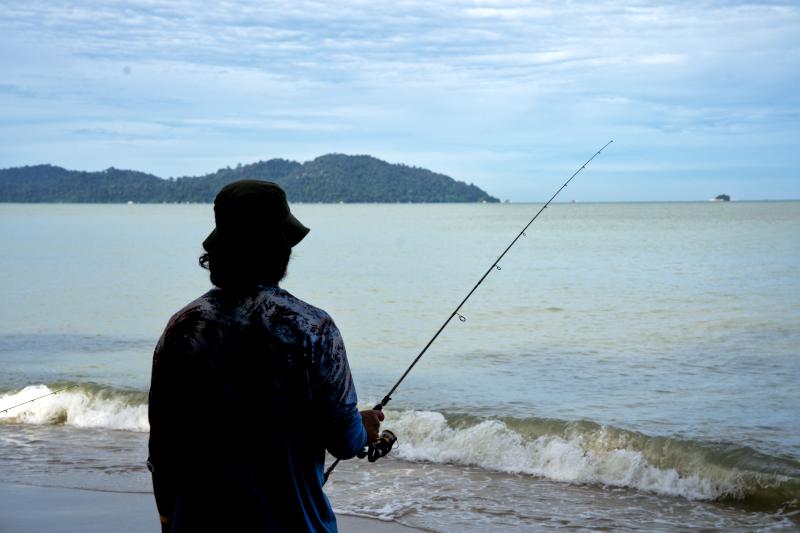 Teluk Senangin Beach