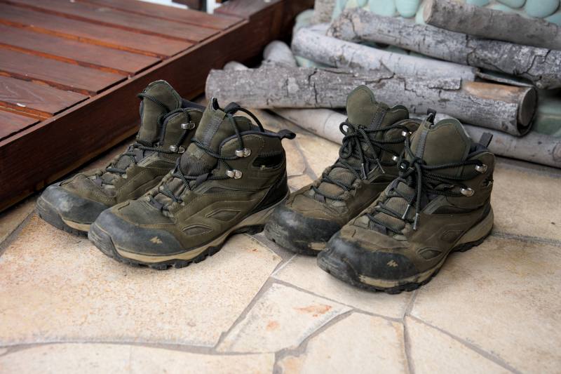 We each brought two pairs of hiking shoes, Everest Base Camp tips