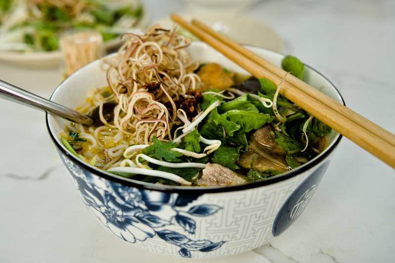 B&uacute;n B&ograve; Huế 