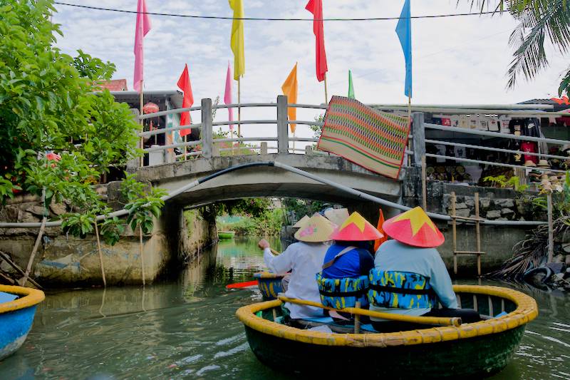 Bay Mau Water Coconut Forest, Da Nang