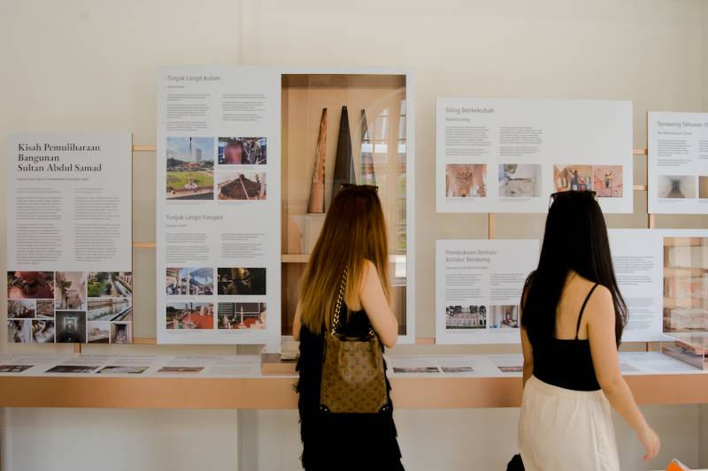 visitro center at Sultan Abdul Samad Building