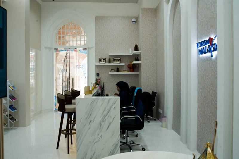 Malaysia tourism information center at Sultan Abdul Samad Building