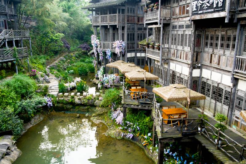 Wujiangzhai International Tourist Resort, daytime scene by the river
