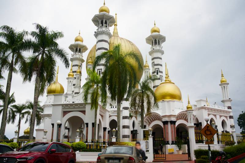Ubudiah Royal Mosque – One of Malaysia’s Most Beautiful Mosques
