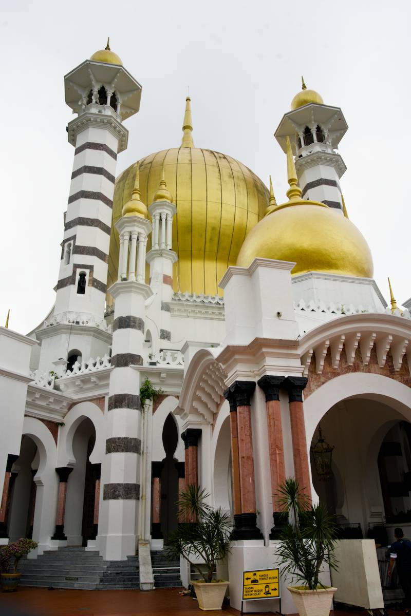 Ubudiah Royal Mosque – One of Malaysia’s Most Beautiful Mosques