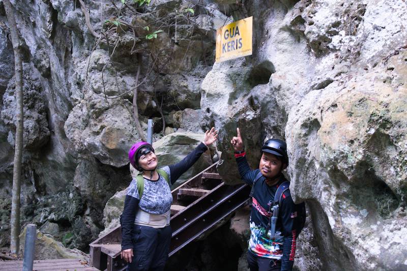 stairs to Gua Pagar