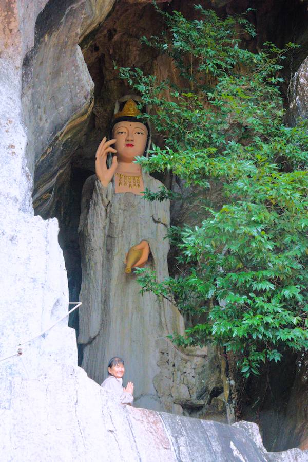 Zi Xia Cave (Zi Xia Dong 紫霞洞).