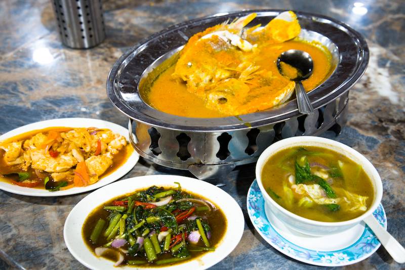 Azmi Ikan Stim Tempoyak