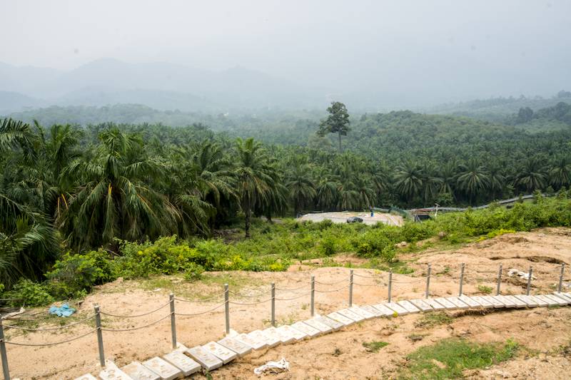 Bukit Bunuh – Where a Meteorite Struck 1.83 Million Years Agom lenngong