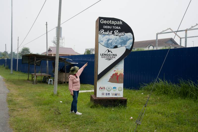 Bukit Sapi – Volcanic Ash from 74,000 Years Ago